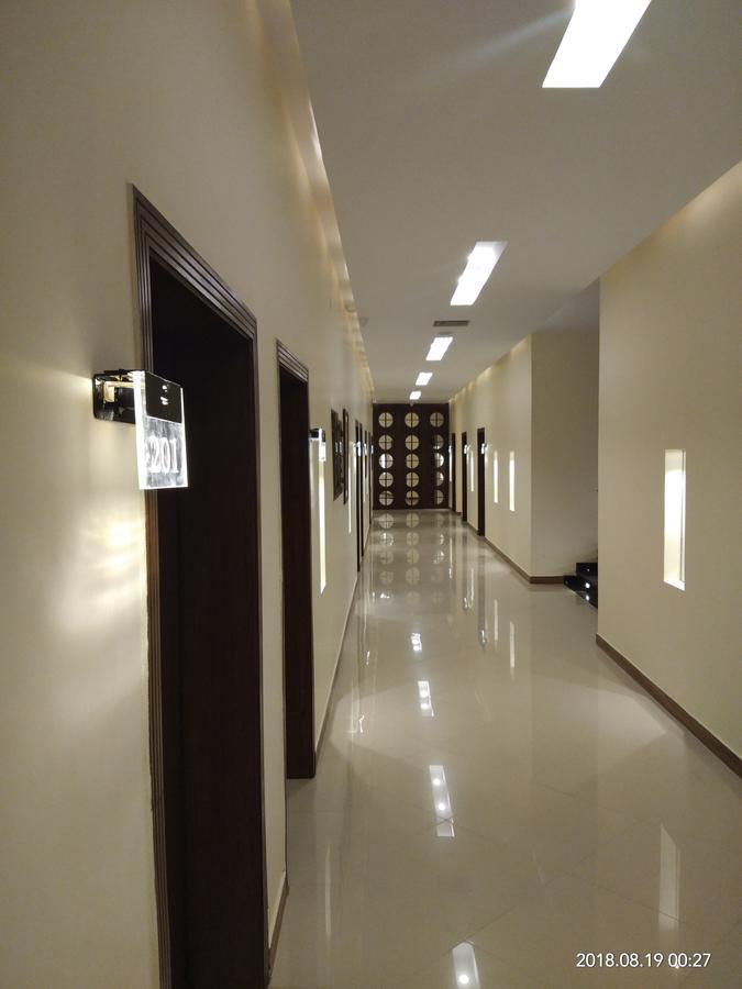 S Chalet Multan Luaran gambar