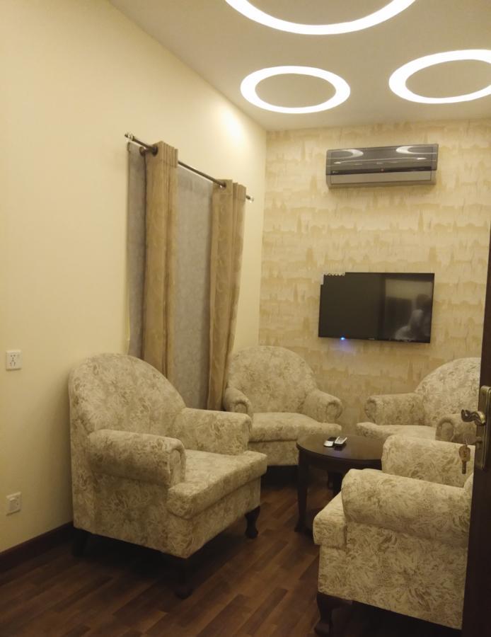 S Chalet Multan Luaran gambar